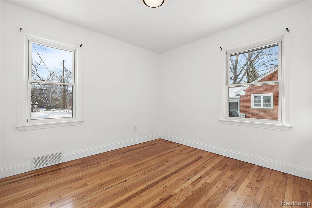 7618 Sylvan Street, Shelby Twp, MI 48317 — Photo 23