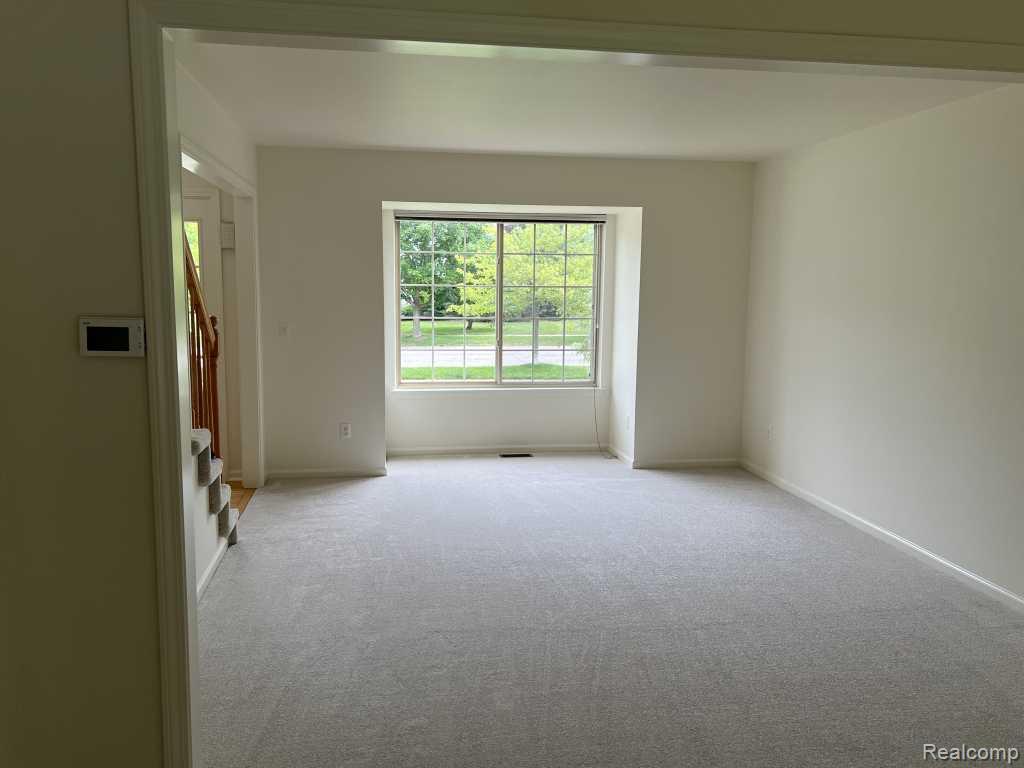 5931 Cedar Ridge Drive, Ann Arbor, MI 48103 — Photo 8