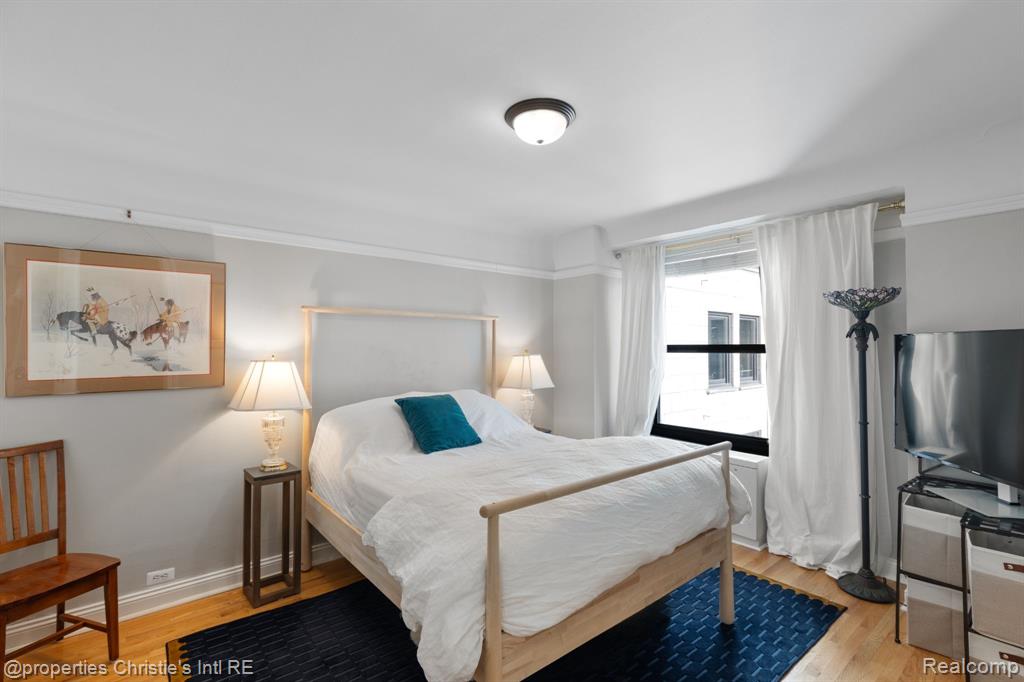 15 E KIRBY Street, 710, Detroit, MI 48202 — Photo 3