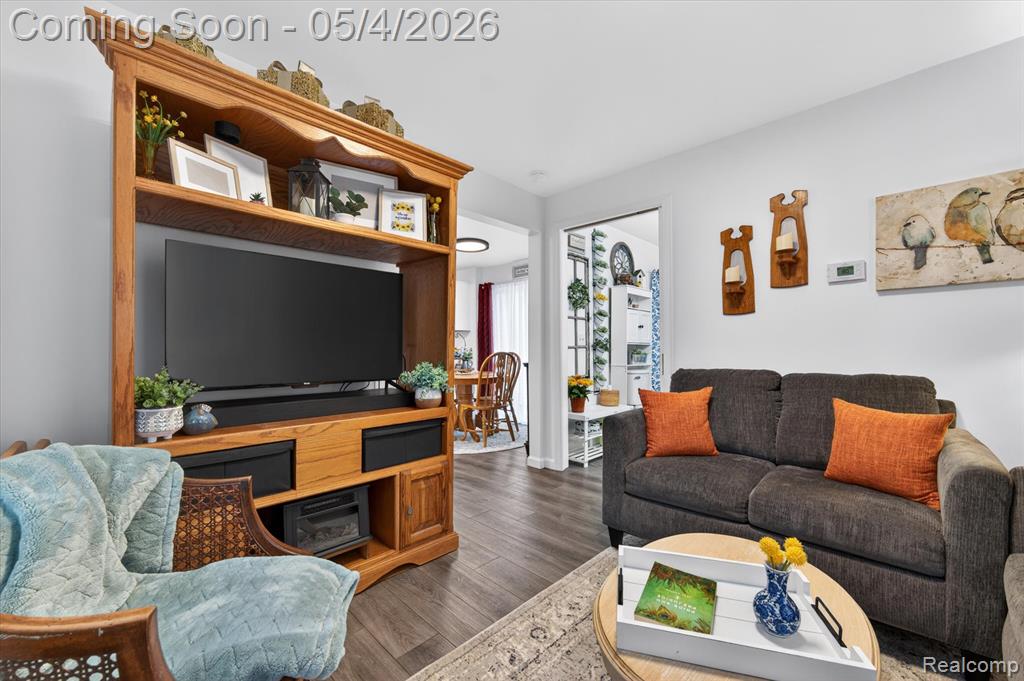 107 S Lester Street, Capac, MI 48014 — Photo 8
