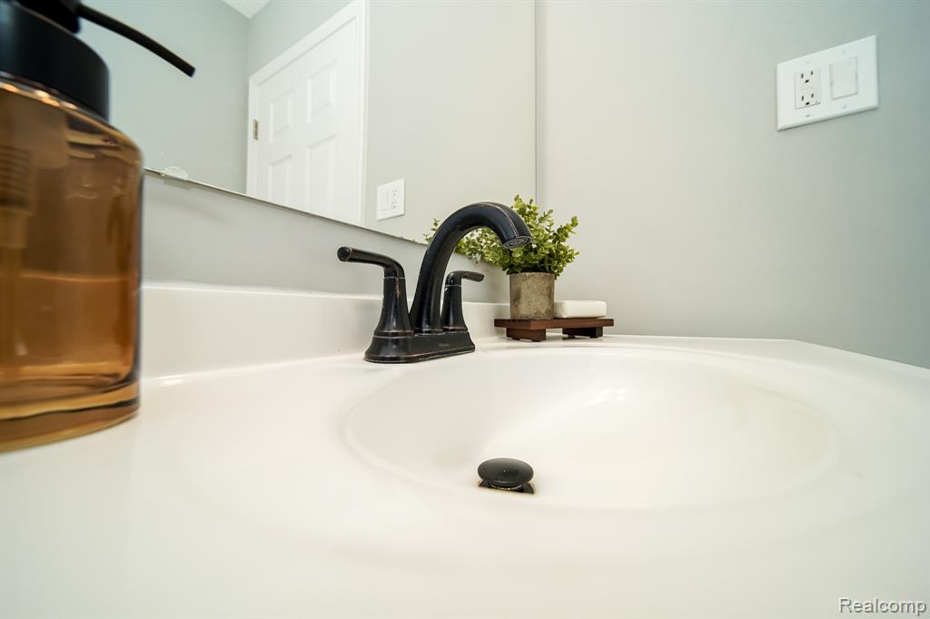 6179 Fellrath Street, Taylor, MI 48180 — Photo 34