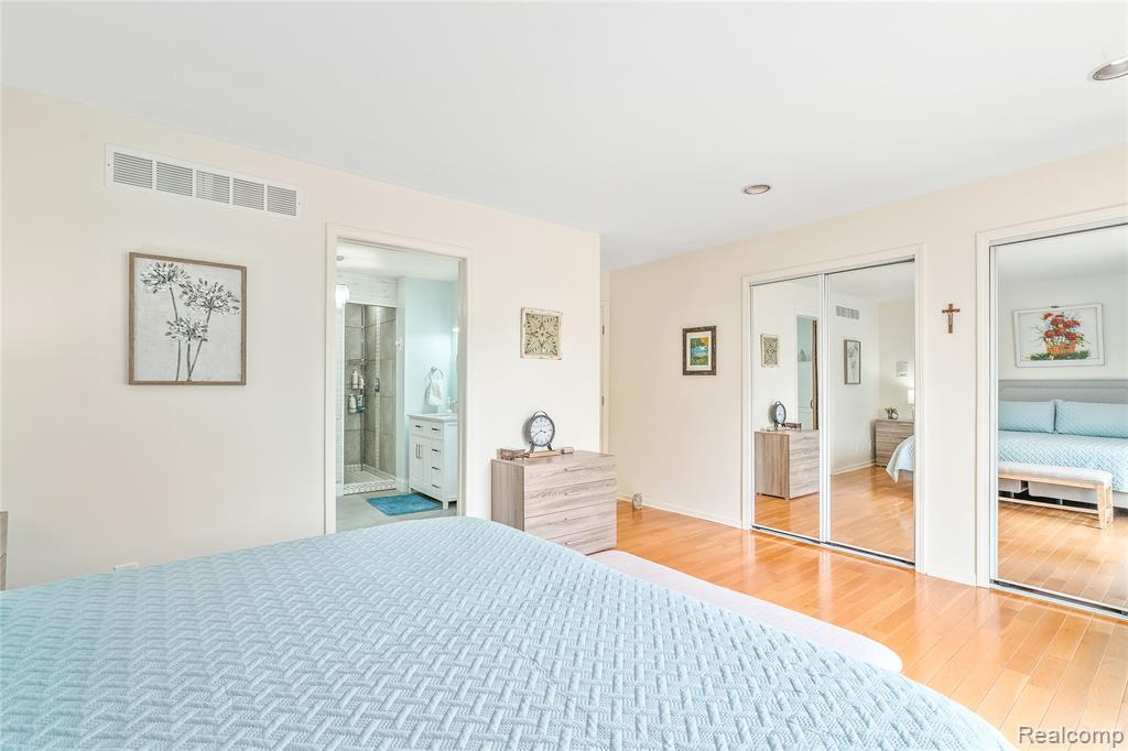 454 BREAKWATER, Belleville, MI 48111 — Photo 25