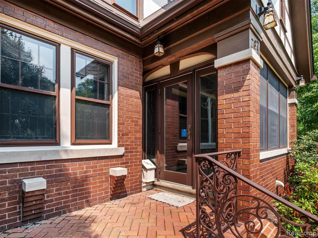 787 Ridgedale Avenue, Birmingham, MI 48009 — Photo 2