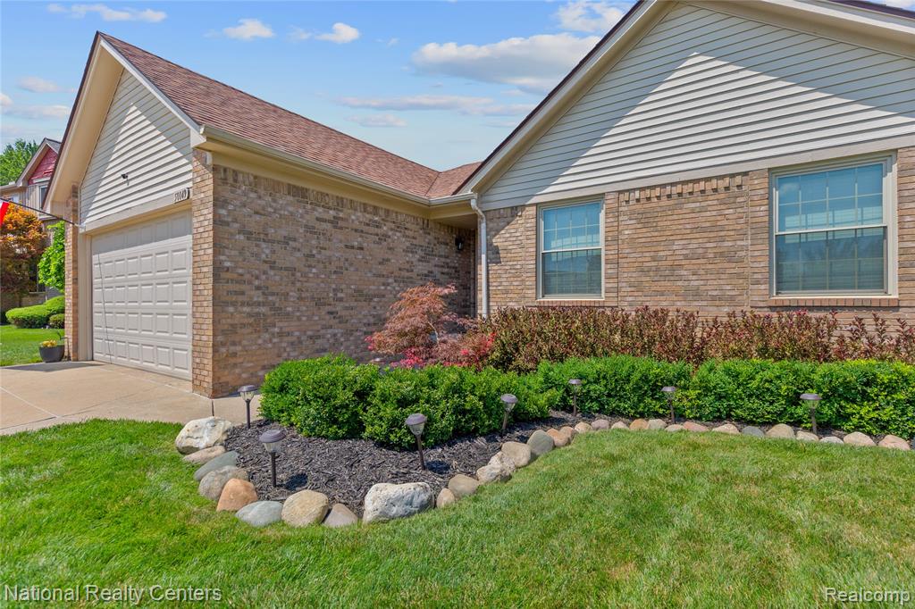 50049 Dove Lane, Chesterfield, MI — Photo 4
