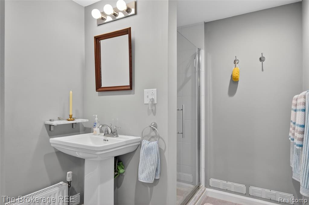 6311 Wellesley Terrace, Clarkston, MI — Photo 47