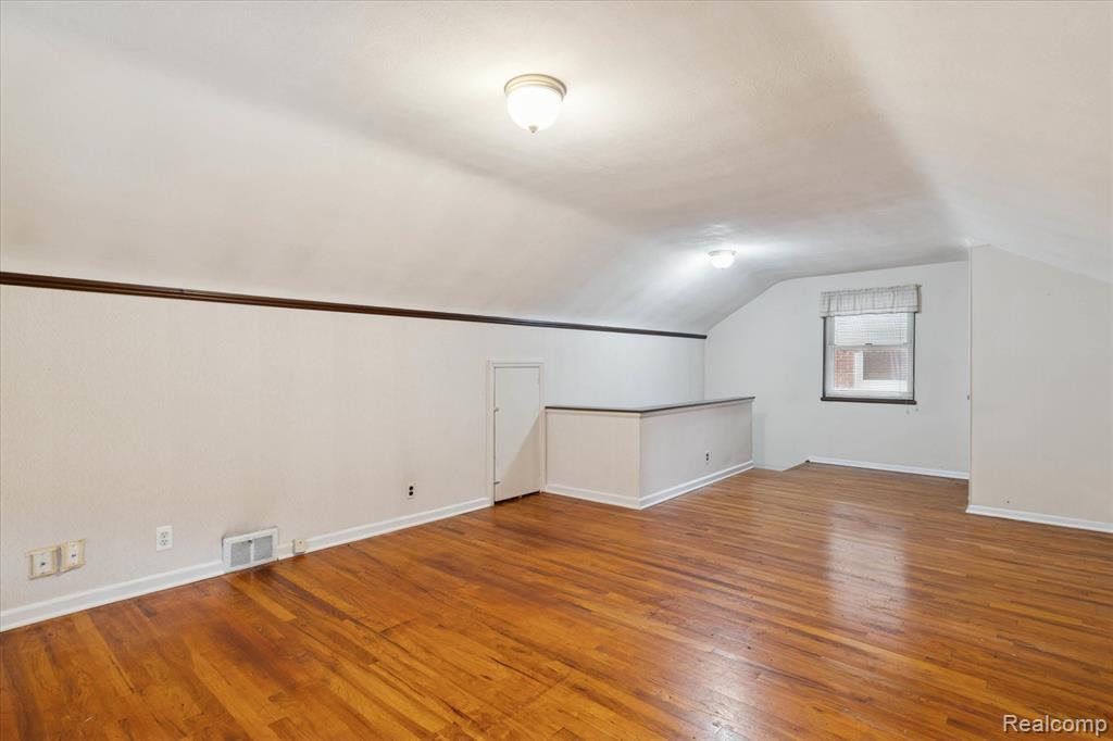 540 N York Street, Dearborn, MI 48128 — Photo 29