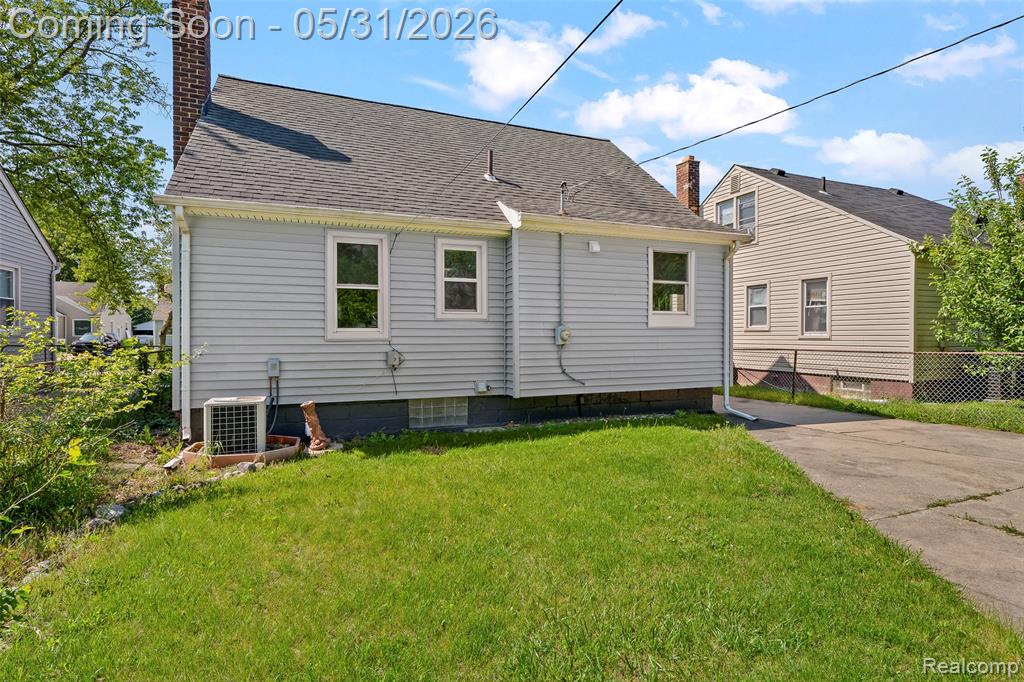 654 Ford Boulevard, Lincoln Park, MI 48146 — Photo 4