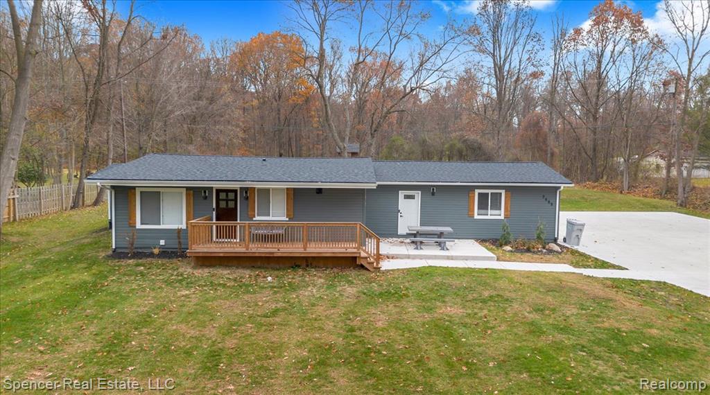 7669 S Eston Road, Clarkston, MI 48348 — Photo 14