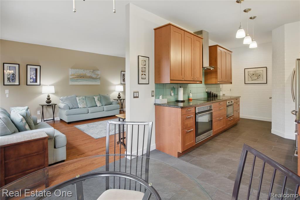 29494 BEAU Ridge, 2, Farmington Hills, MI 48331 — Photo 13