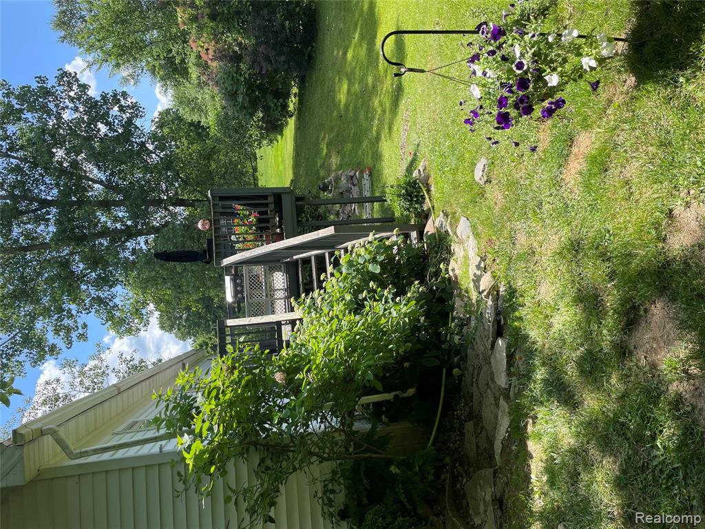 4537 Morgan Drive, Columbiaville, MI 48421 — Photo 3