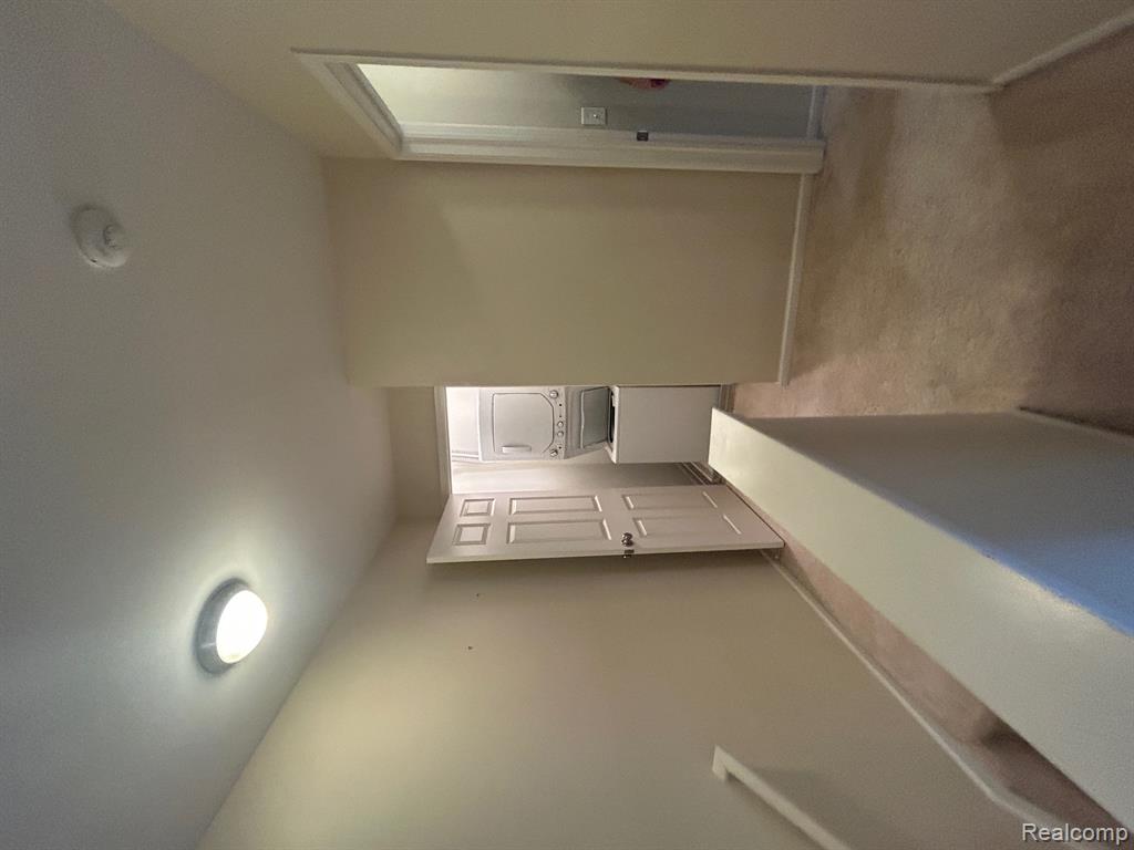 39798 ROCKCREST Circle, Northville, MI — Photo 15
