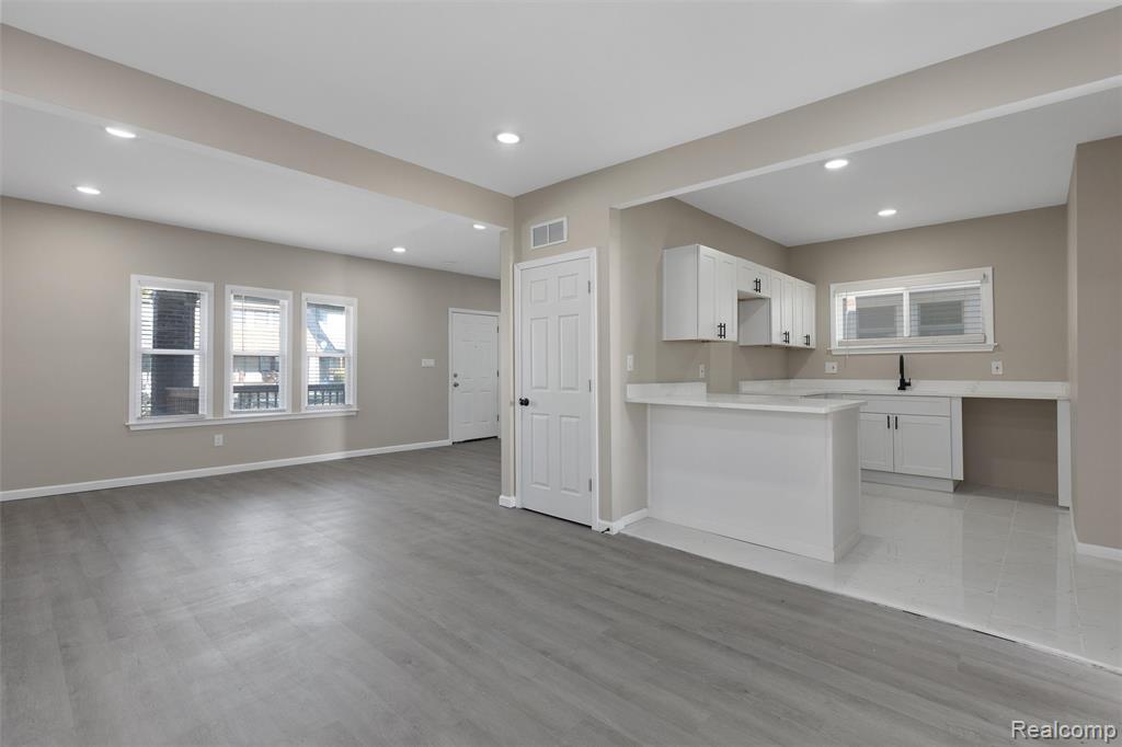 1565 Glendale Street, Detroit, MI 48238 — Photo 4