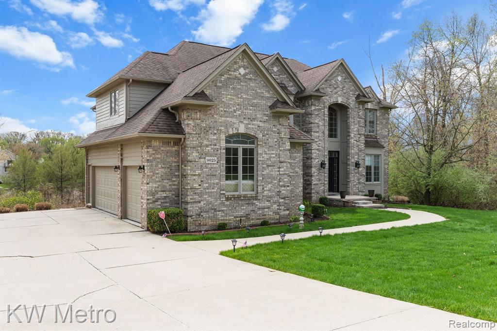 9025 HURON BLUFFS Drive, White Lake, MI — Photo 3