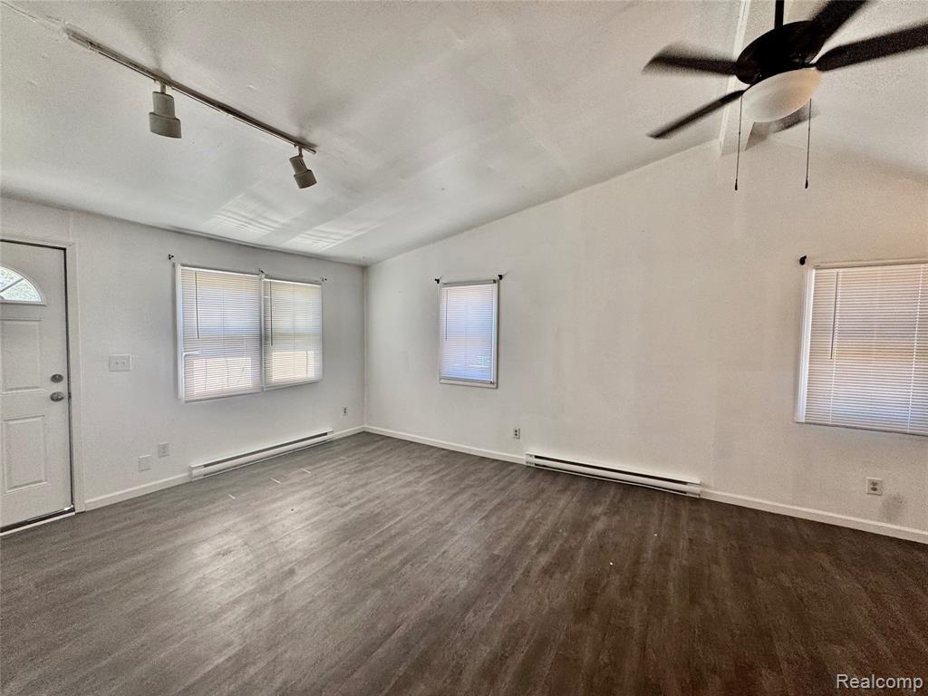 219 N Prospect Road, Ypsilanti, MI 48198 — Photo 3