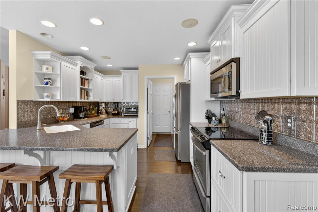 717 Koreys Circle, Blissfield, MI 49228 — Photo 15