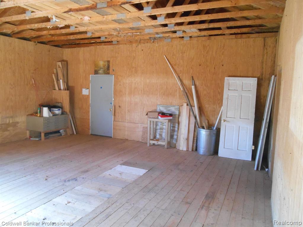 1651 CASTLE Road, North Branch, MI 48461 — Photo 15