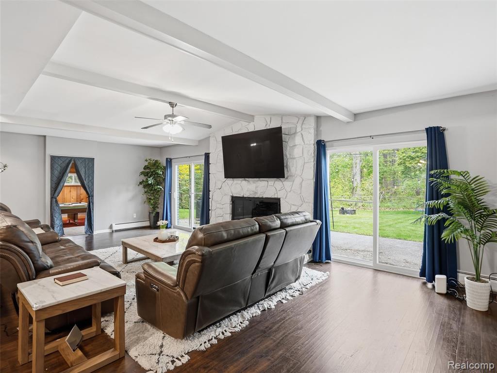 37296 Maple Leaf Court, Clinton Twp, MI 48036 — Photo 12
