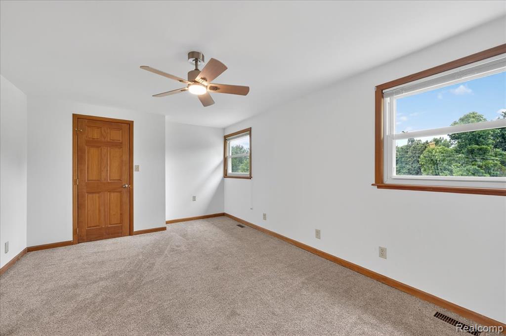 625 N Lake George Road, Attica, MI 48412 — Photo 19