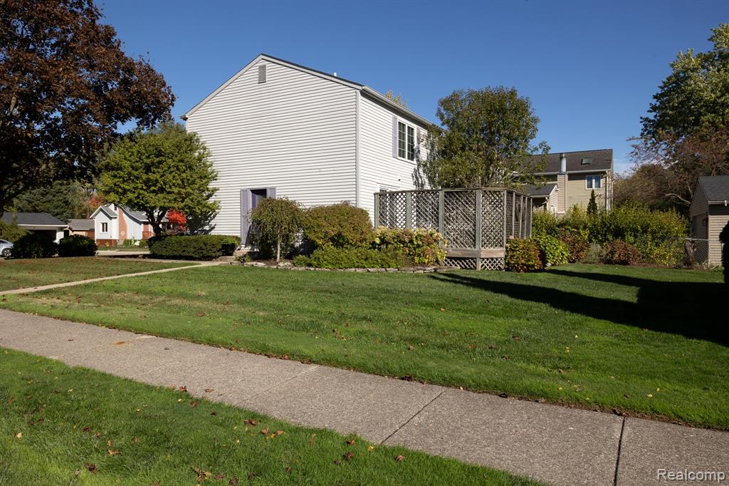 16329 Birwood Avenue, Beverly Hills, MI 48025 — Photo 43