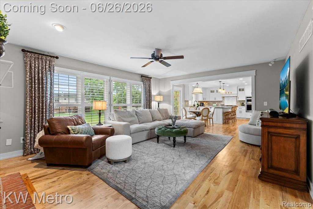 1393 Lake Shore Boulevard, Lake Orion, MI 48362 — Photo 19