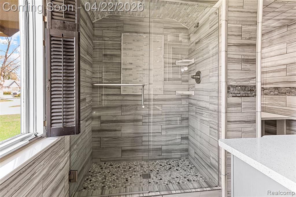 409 Crescent Drive, Dearborn, MI 48124 — Photo 37