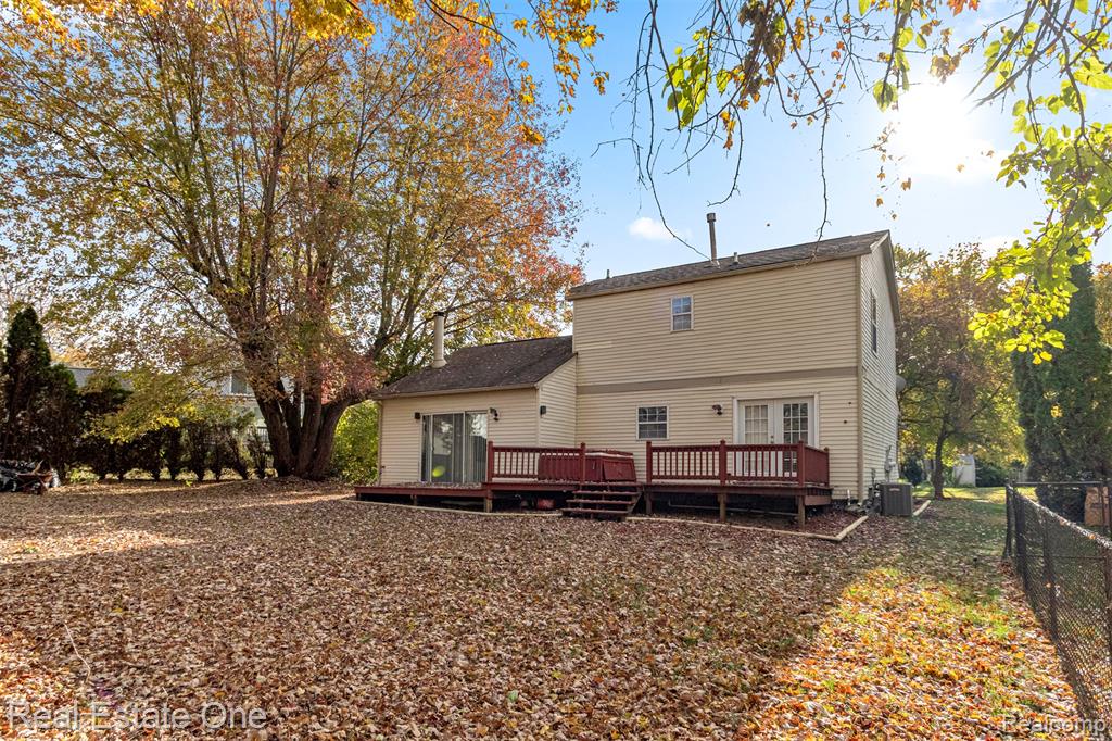 7985 Faircrest Drive, Ypsilanti, MI 48197 — Photo 45