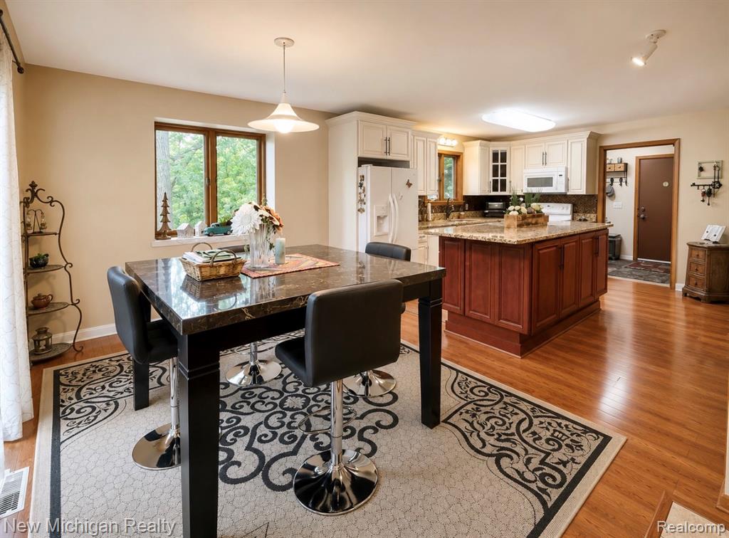 7156 River Road, Flushing, MI 48433 — Photo 7