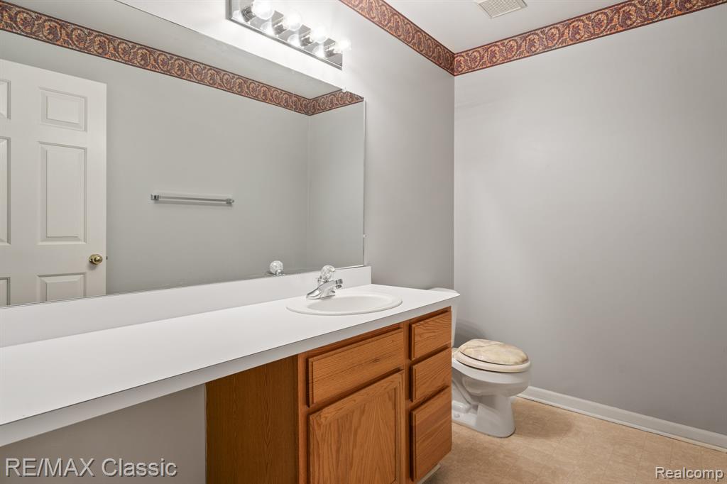 7165 Amanda Drive, Van Buren, MI 48111 — Photo 41