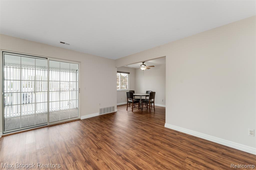 420 Baldwin Avenue, 84, Rochester, MI 48307 — Photo 5