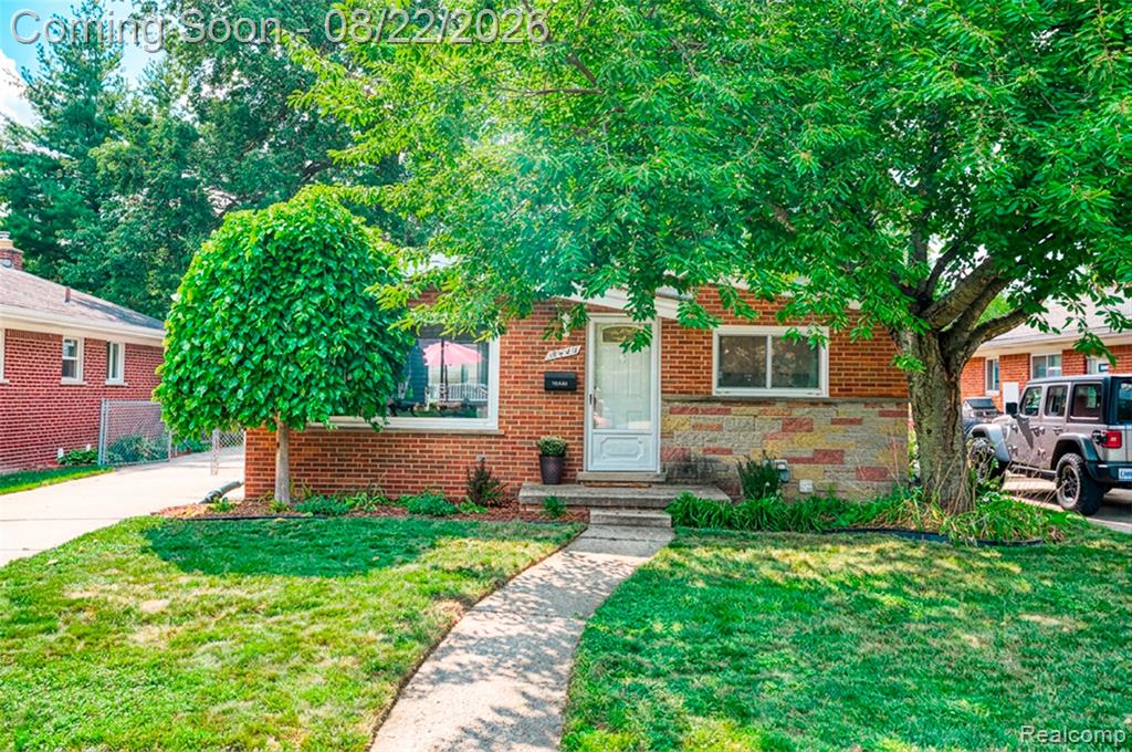 18549 Milburn Street, Livonia, MI 48152