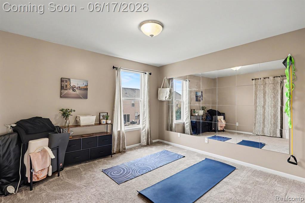 19120 Pembridge Street, Macomb, MI 48042 — Photo 15