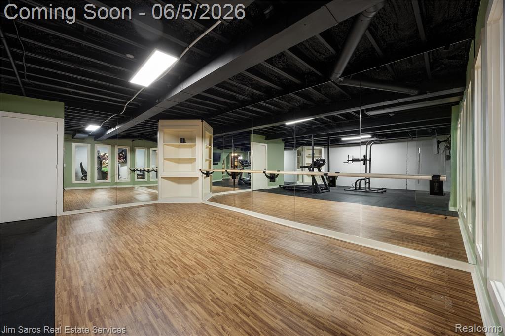 910 Edgemont Park, Grosse Pointe, MI 48230 — Photo 41