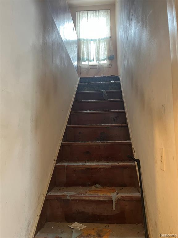 19826 Lyndon Street, Detroit, MI 48223 — Photo 11