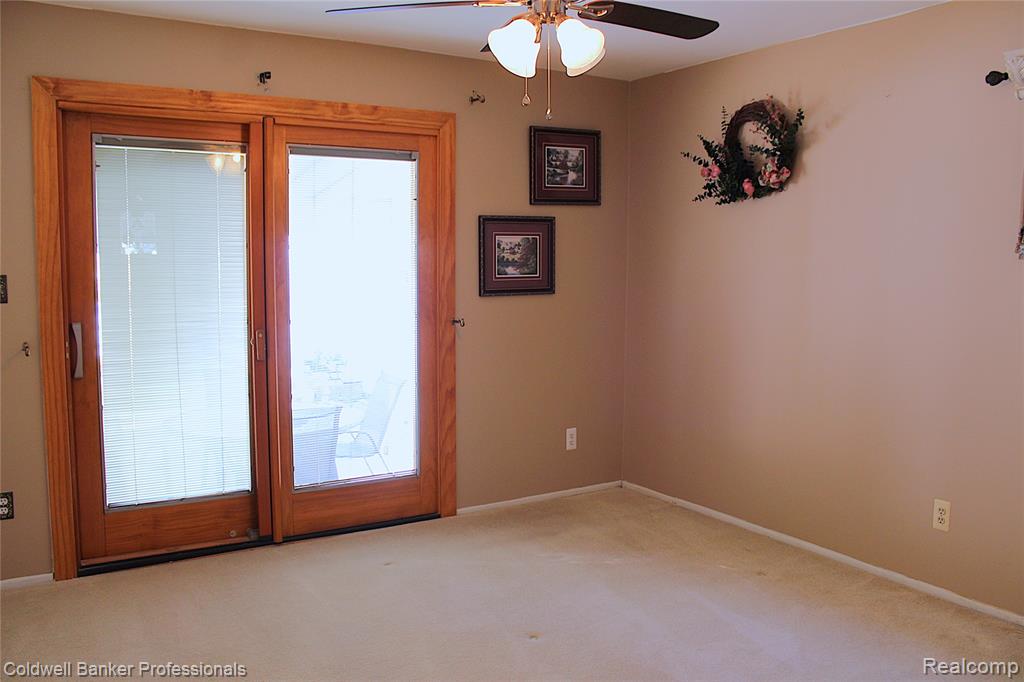 6564 Colonial Street, Dearborn Heights, MI 48127 — Photo 8