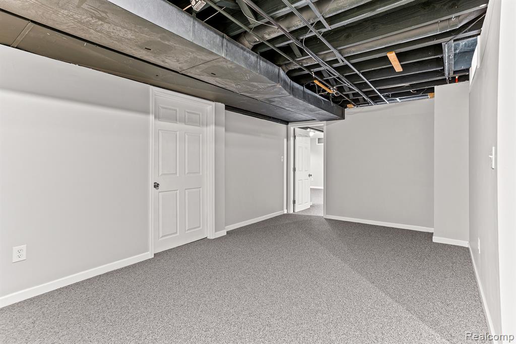 43300 OAKBROOK Court, Canton, MI 48187 — Photo 38