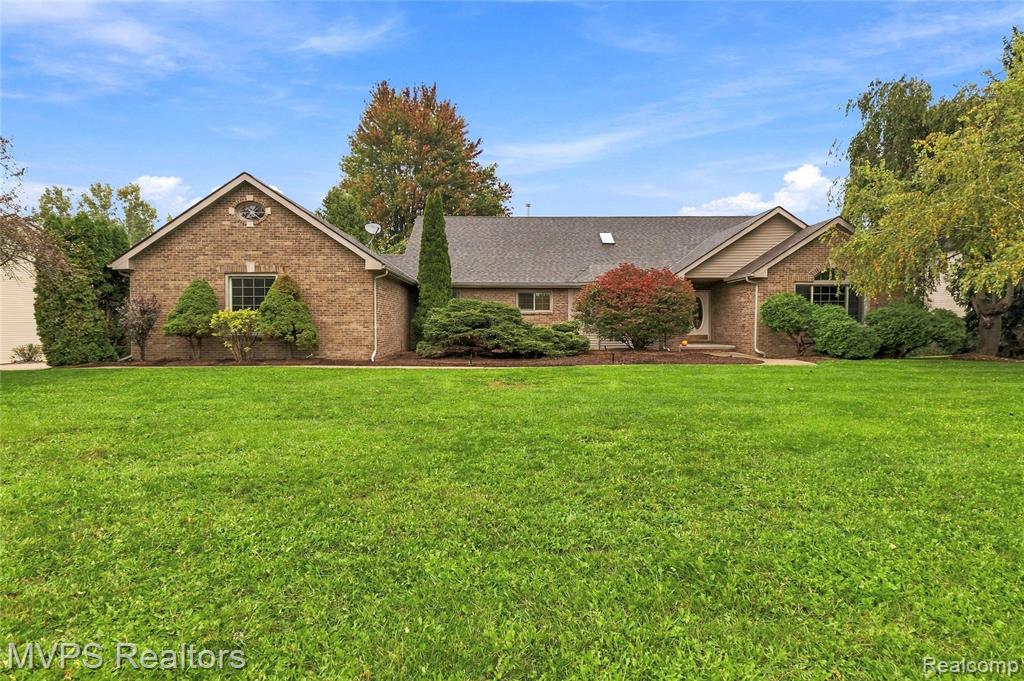 Property photo for 3793 Lakeridge Court, Lake Orion, MI