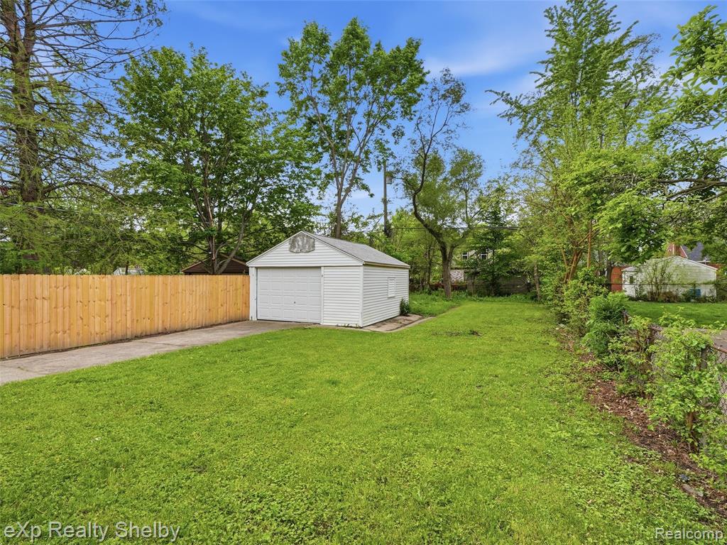 16476 Rossini Drive, Detroit, MI 48205 — Photo 36
