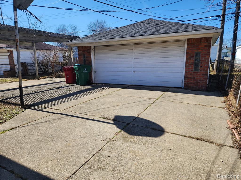 24643 Rosalind, Eastpointe, MI 48021 — Photo 25