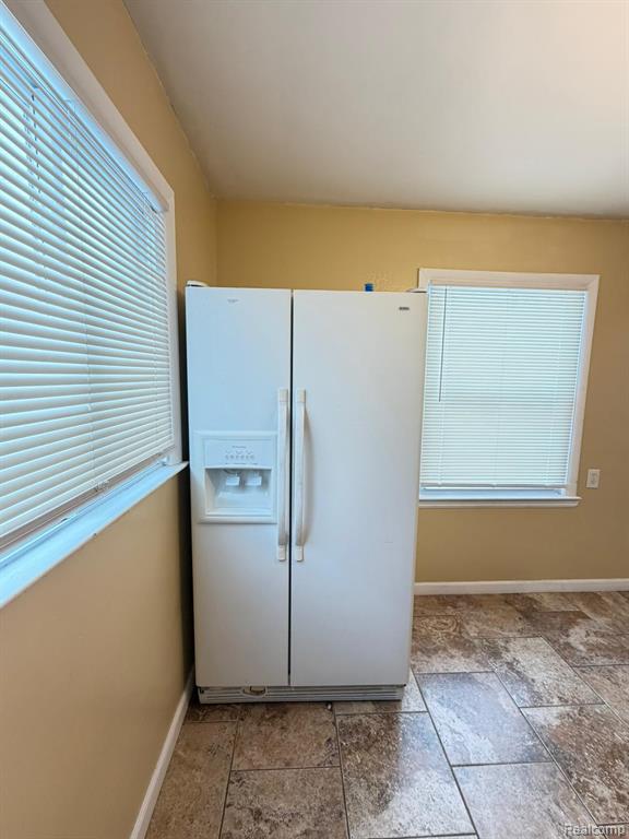6868 Norborne Avenue, Dearborn Heights, MI 48127 — Photo 18