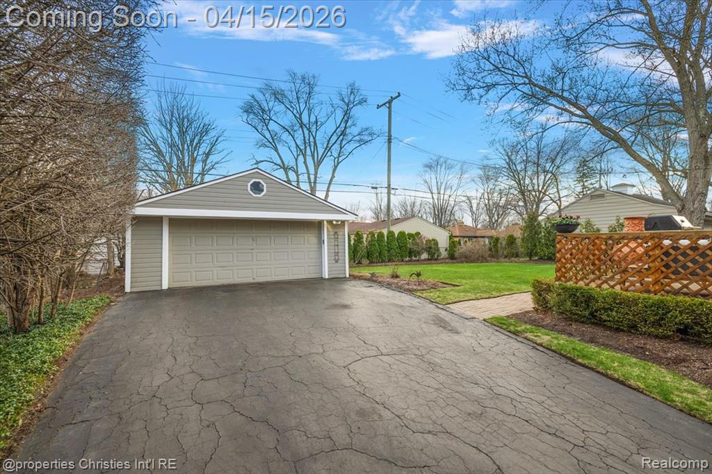 18851 Devonshire Street, Franklin, MI 48025 — Photo 50