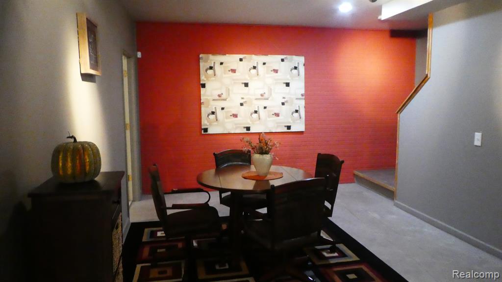 8051 Prestonwood Court, Flushing, MI 48433 — Photo 44