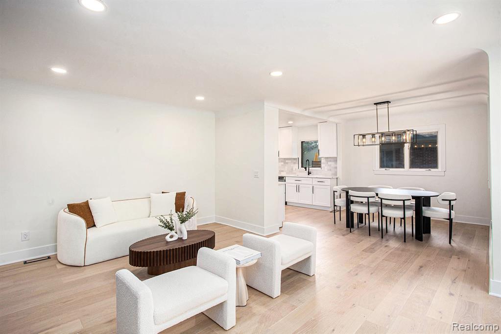 31100 W Rutland Street, Beverly Hills, MI 48025 — Photo 4