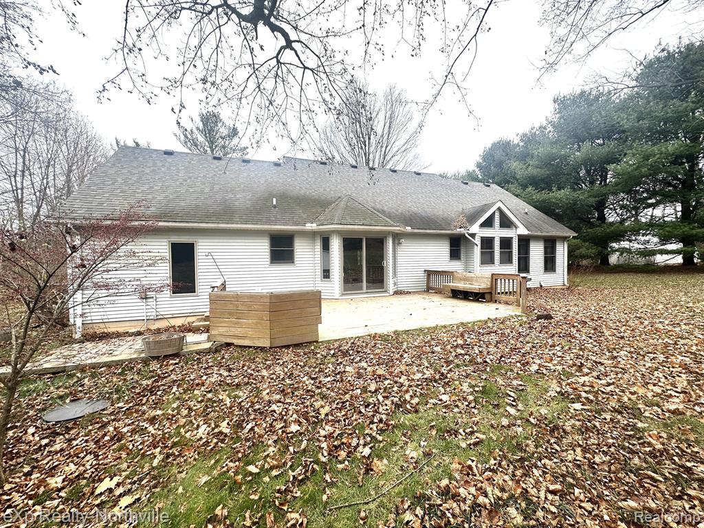 8255 N TERRITORIAL Road, Dexter, MI 48130 — Photo 4