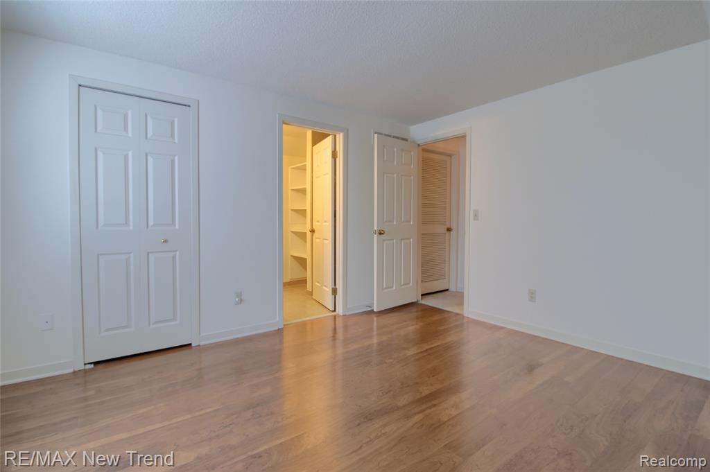 41404 BELDEN Circle, Novi, MI — Photo 16