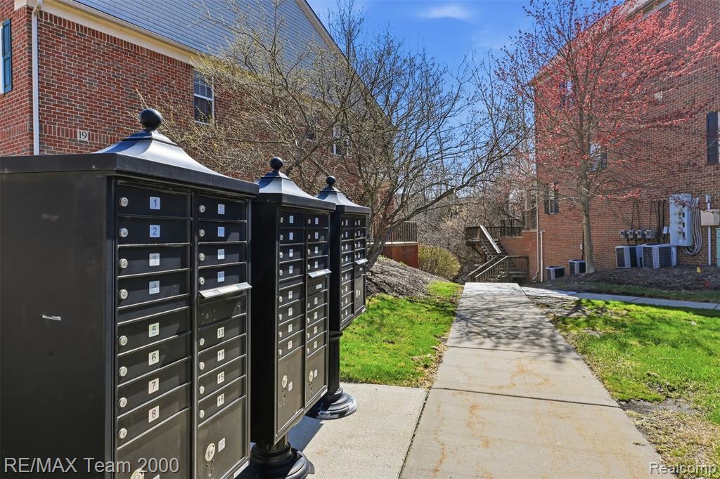 39750 ROCKCREST Circle, Northville, MI, 48168