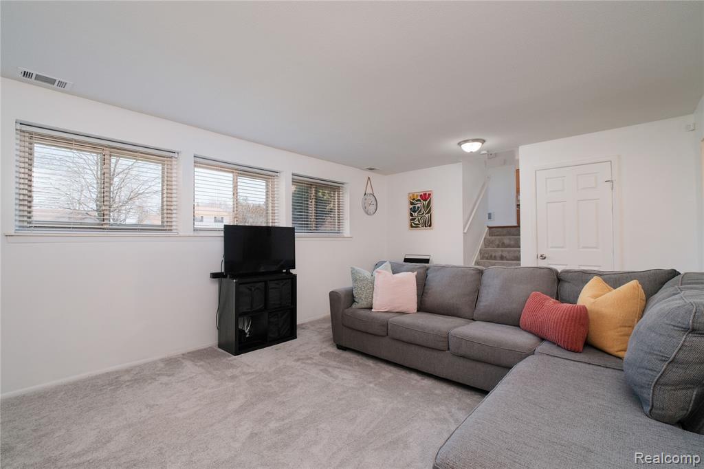 652 Stonehenge Drive, Canton, MI 48188 — Photo 25