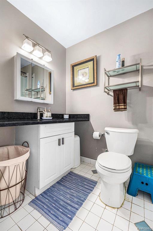 4842 BUTLER Drive, Troy, MI 48085 — Photo 14