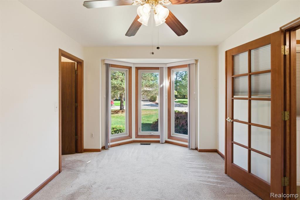 41217 Fortuna Drive E, Clinton Twp, MI 48038 — Photo 4