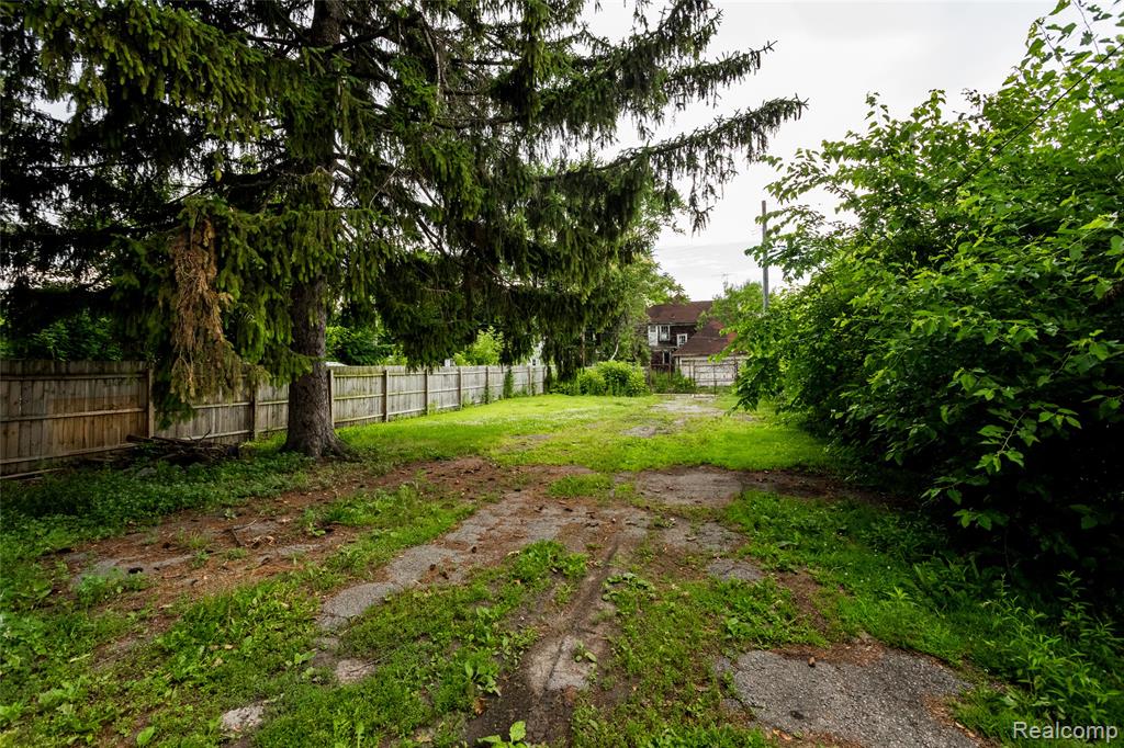 2202/2206 Lothrop Street, Detroit, MI 48206 — Photo 22