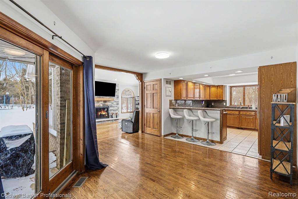 3172 Shadow Brook Lane, Pinckney, MI 48169 — Photo 8